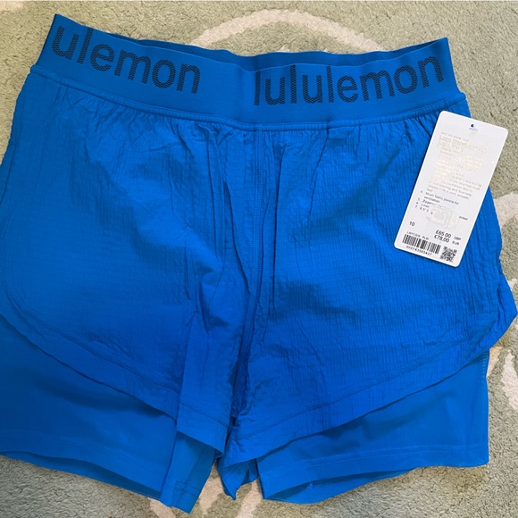 NWT Lululemon Logo Waistband HR shorts.  Size 10.  Color is Poolside. - Picture 2 of 6